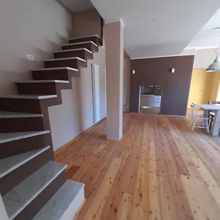 Atena La Spezia Bagian luar foto