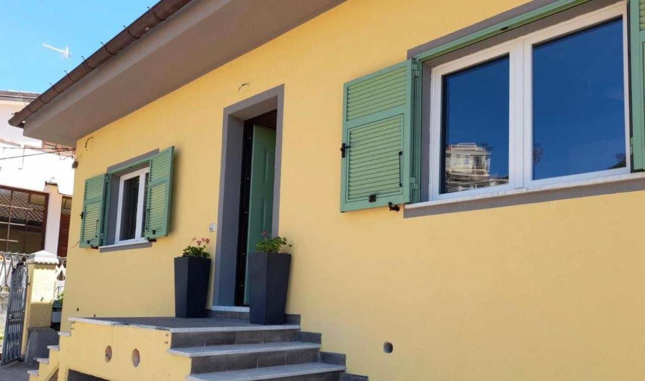 Atena La Spezia Bagian luar foto