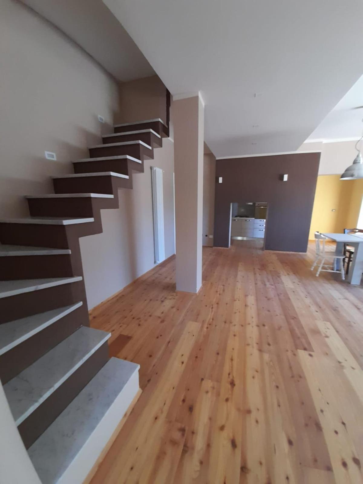 Atena La Spezia Bagian luar foto